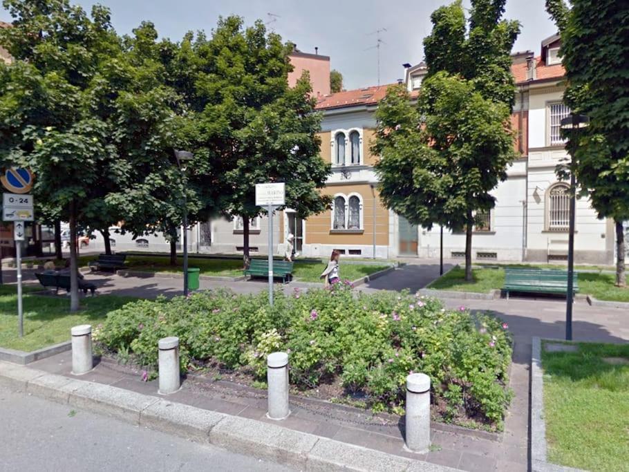 Xenia Apartments - Charming Garden Suite In Porta Venezia Μιλάνο Εξωτερικό φωτογραφία